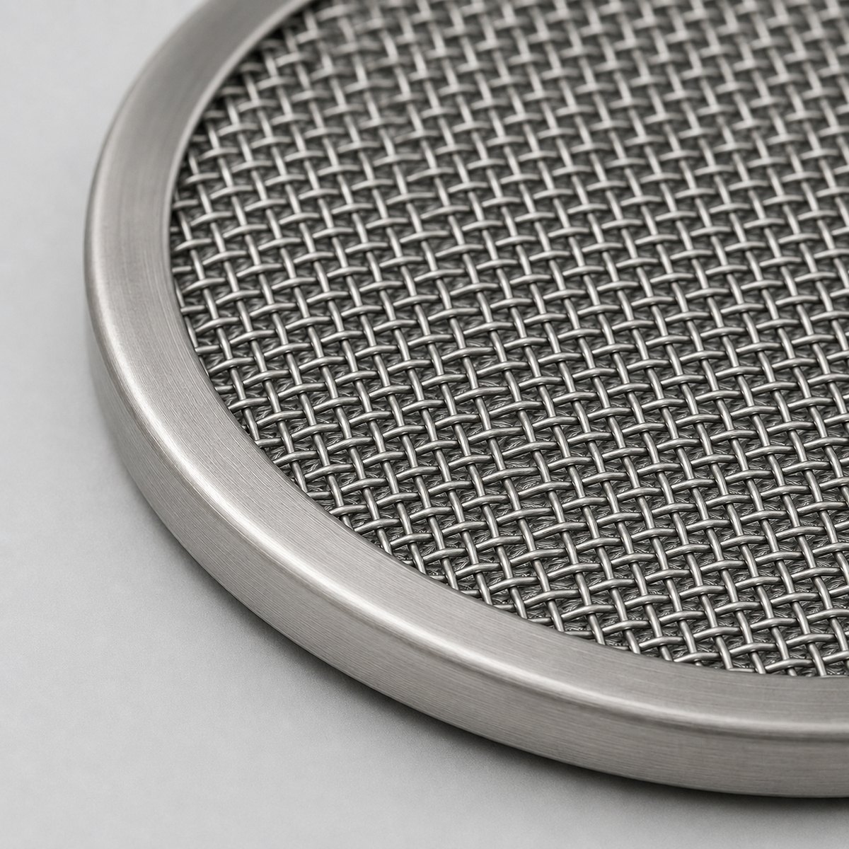 Custom wire mesh filter discs detail